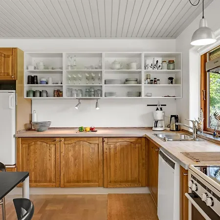 Akeleje - 900m From The Sea By Interhome בלבאנד