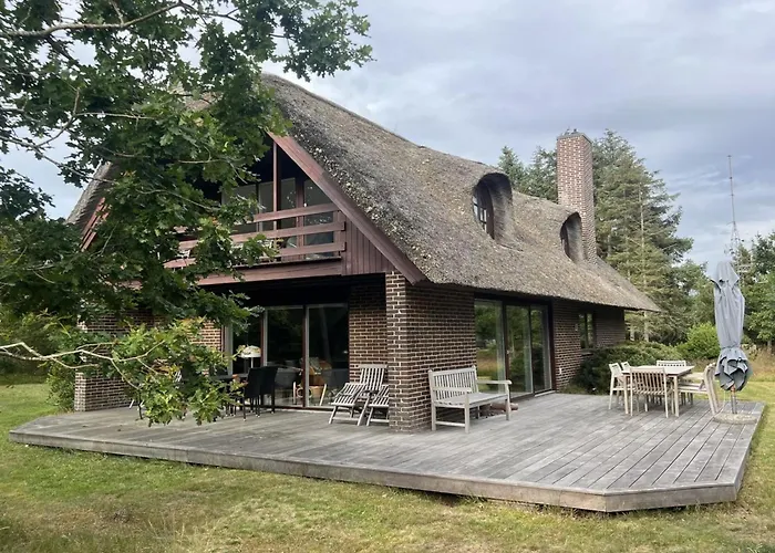 Akeleje - 900m From The Sea By Interhome 펜션 *