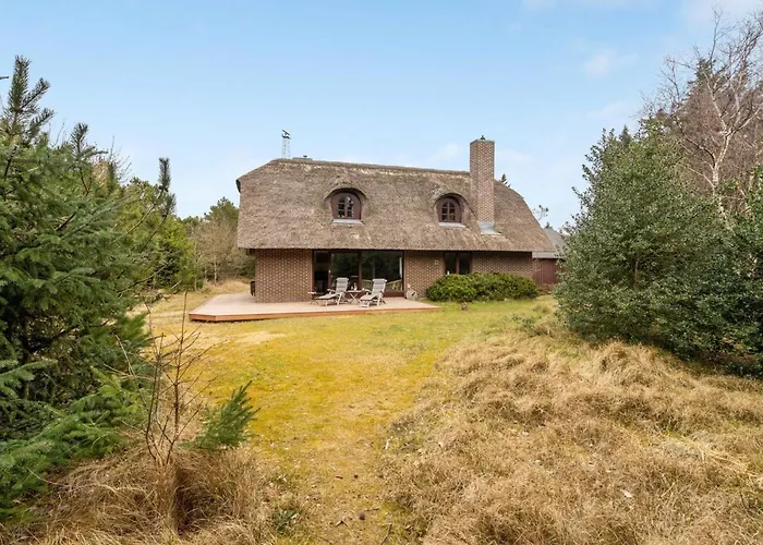 Akeleje - 900m From The Sea By Interhome *