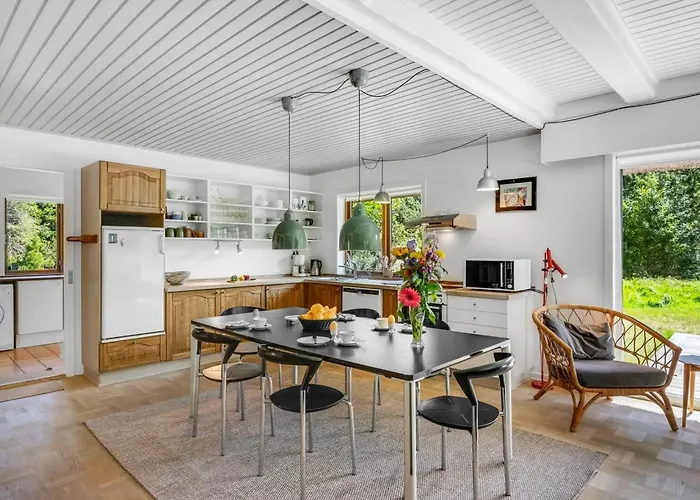 Akeleje - 900m From The Sea By Interhome *